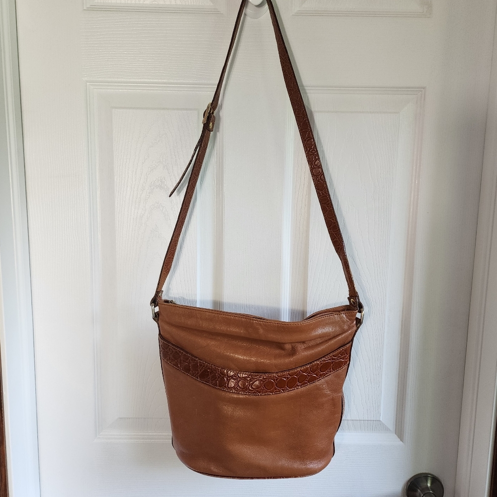 Architect for AMC Women's brown leather purse bucket bag w/ long Crossbody strap